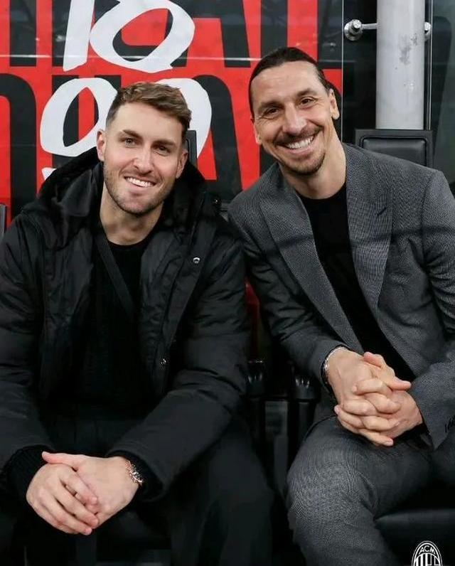 AC米兰新援表现抢眼,助球队豪取三分 AC米兰新援表现抢眼,助球队豪取三分