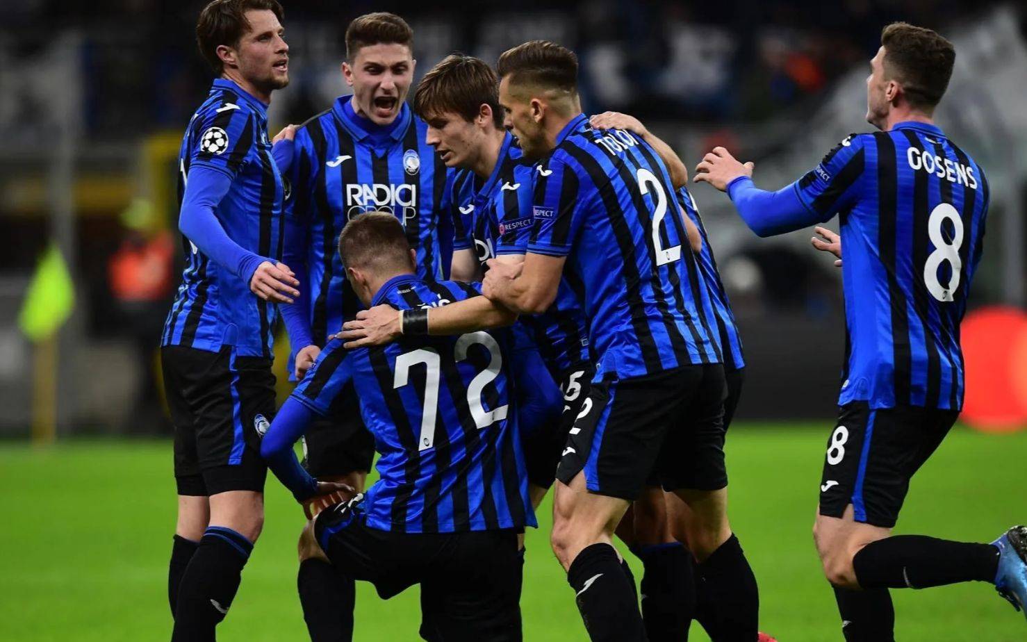 -包含佛罗伦萨中场传球精准，为攻击线提供保障的词条