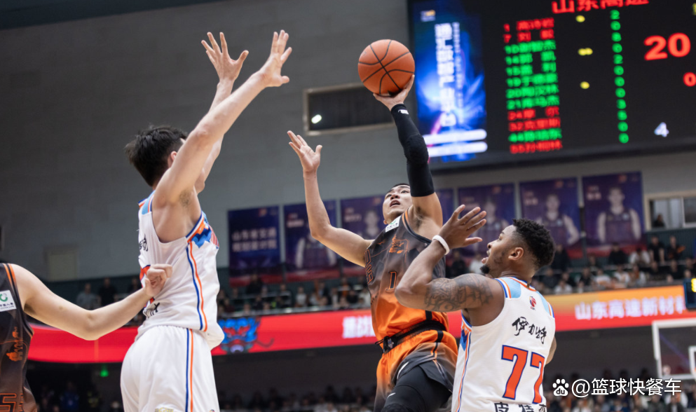 开云体育下载-体育界的风起云涌给人以启示