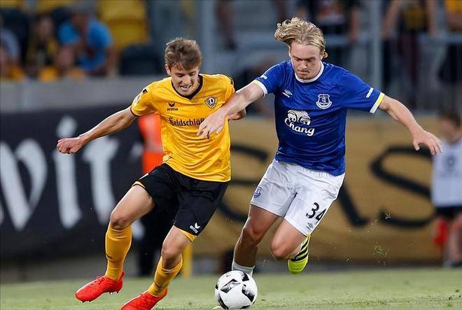 开云平台-关于莱切斯特城坐镇主场，轻松击败汉诺威的信息