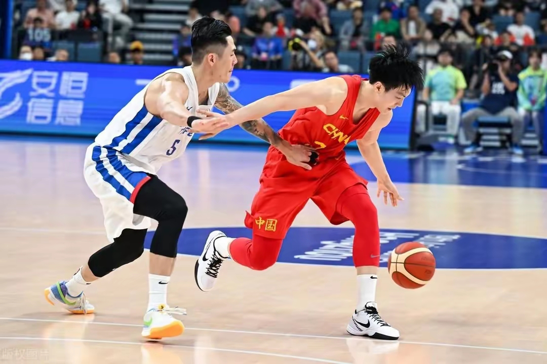 开云体育-关于本土球员崭露头角，各路强队防线大乱斗的信息