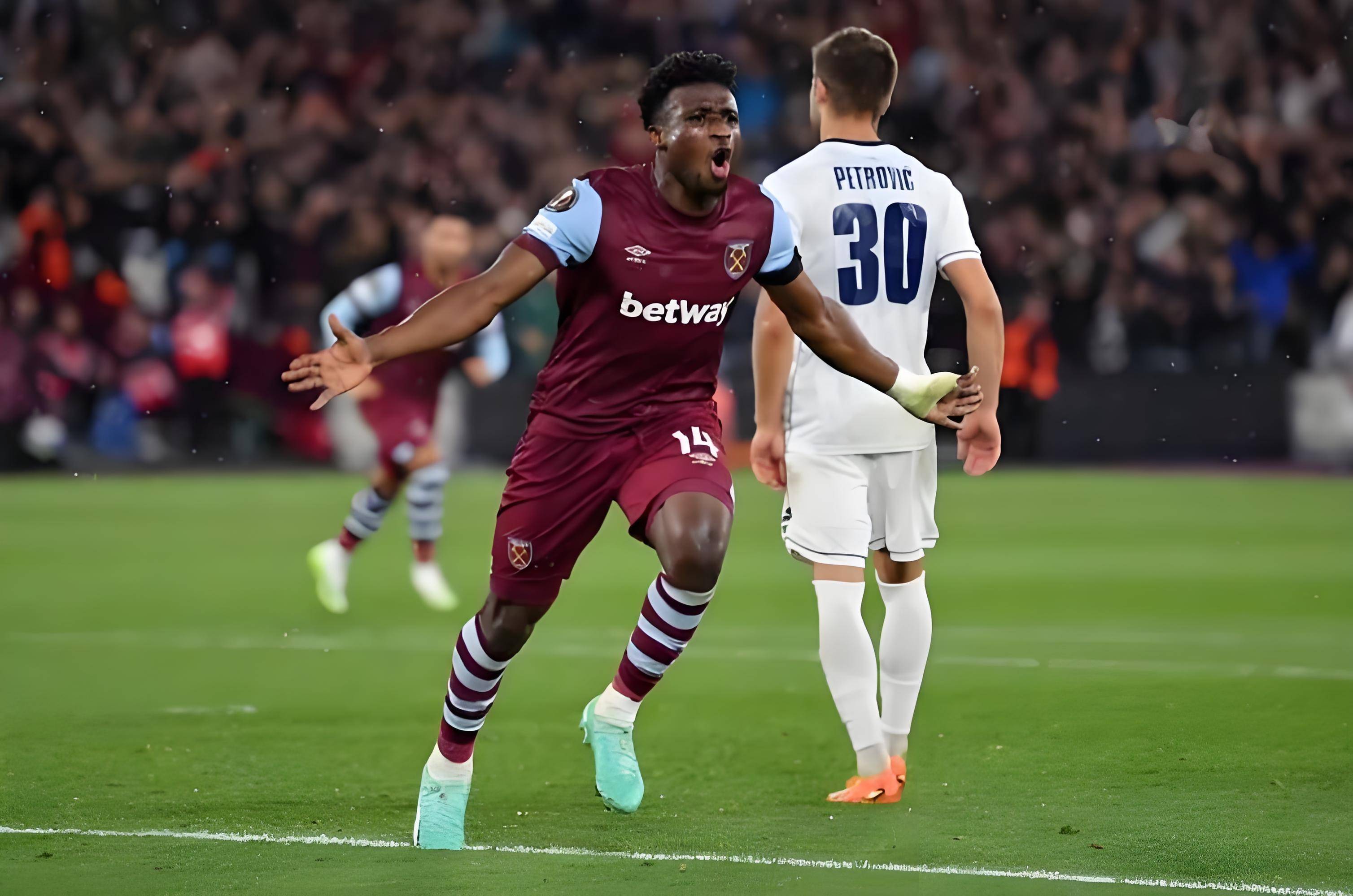 沃特福德主场击败西汉姆联,豪取三分 沃特福德主场击败西汉姆联,豪取三分