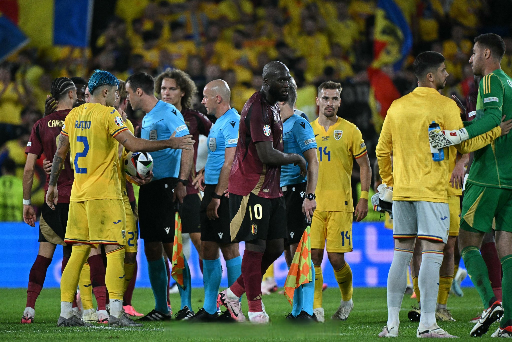 罗马尼亚队惜败芬兰,无缘欧洲杯半决赛的简单介绍 罗马尼亚队惜败芬兰,无缘欧洲杯半决赛的简单介绍