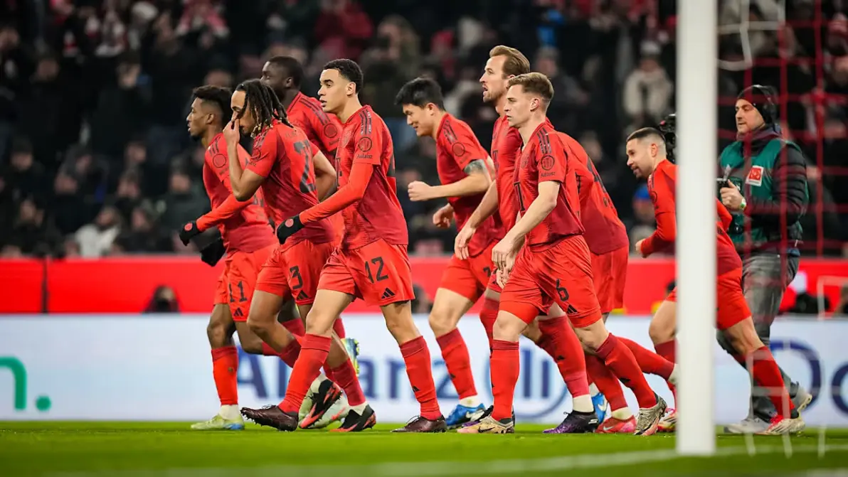 拜仁力克曼城,莱万梅开二度德甲 拜仁力克曼城,莱万梅开二度德甲