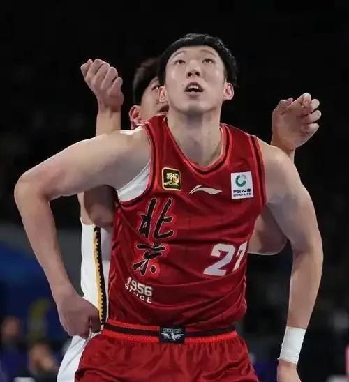 开云平台-呼和浩特队队员士气高涨，为汽车CBA决赛做好准备