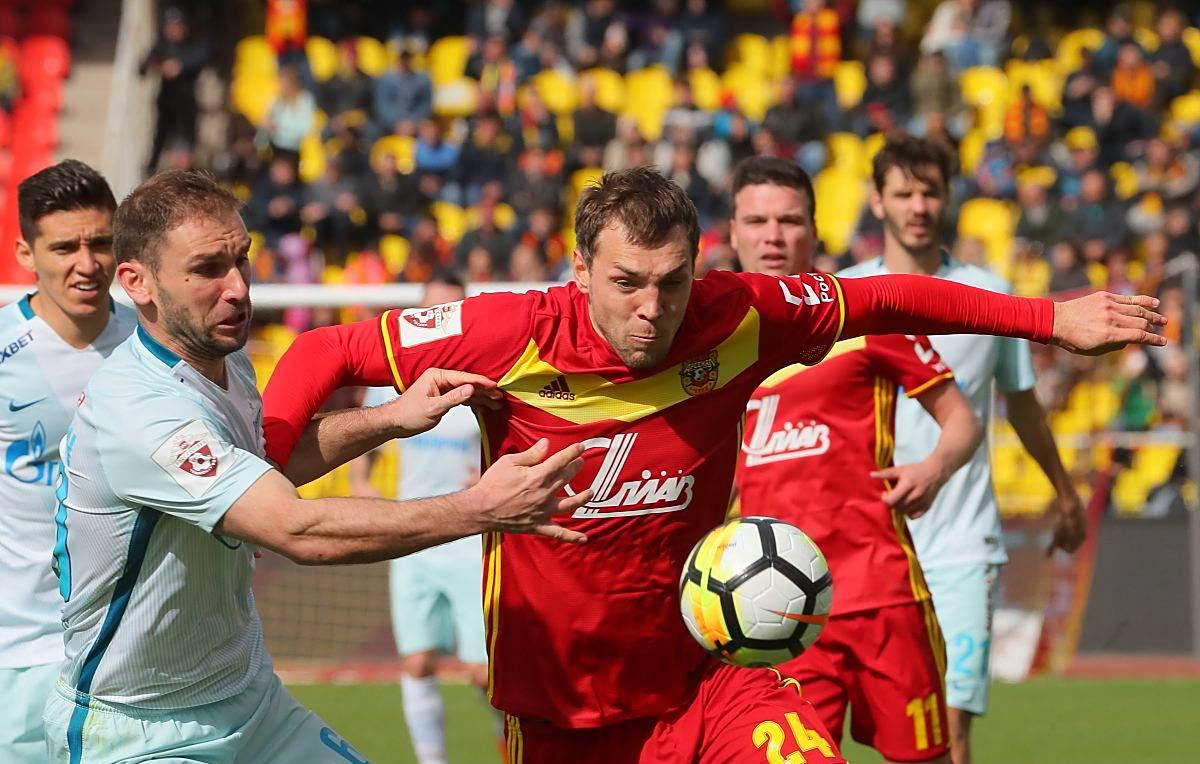 开云下载-柏林赫塔客场领跑，成功逆袭一举上升