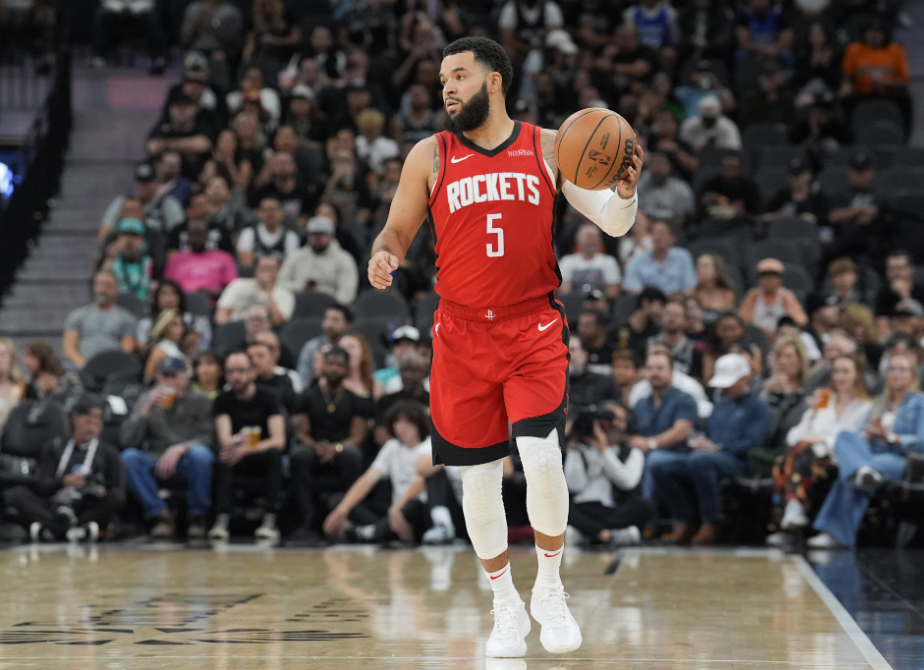 关于猛龙险胜骑士,范弗利特率队绝杀的信息 关于猛龙险胜骑士,范弗利特率队绝杀的信息