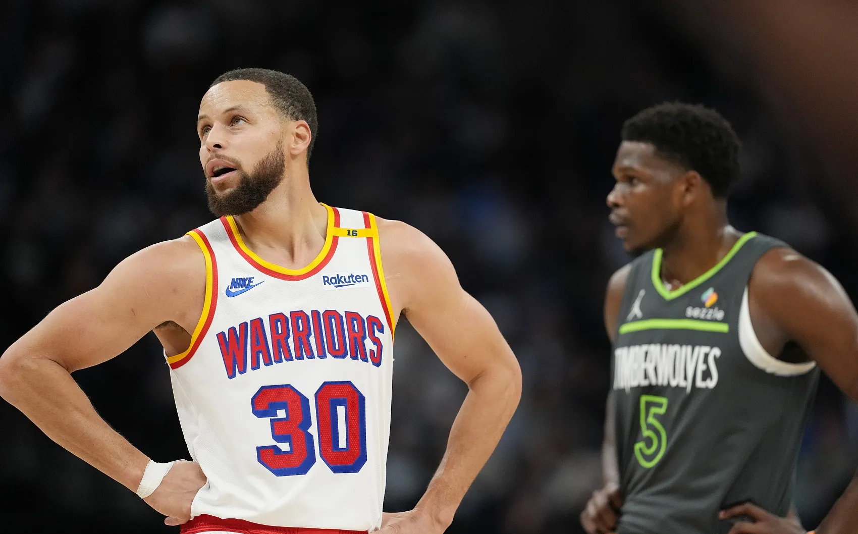 步行者惨败森林狼,遭遇连败 步行者惨败森林狼,遭遇连败