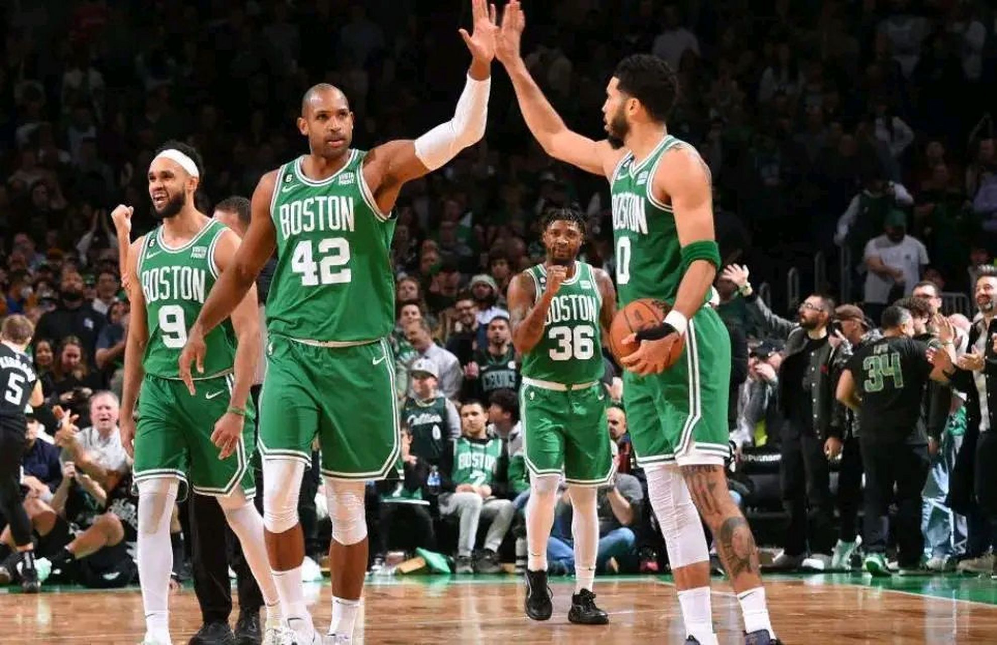 凯尔特人翻盘公牛，塔图姆统治全场