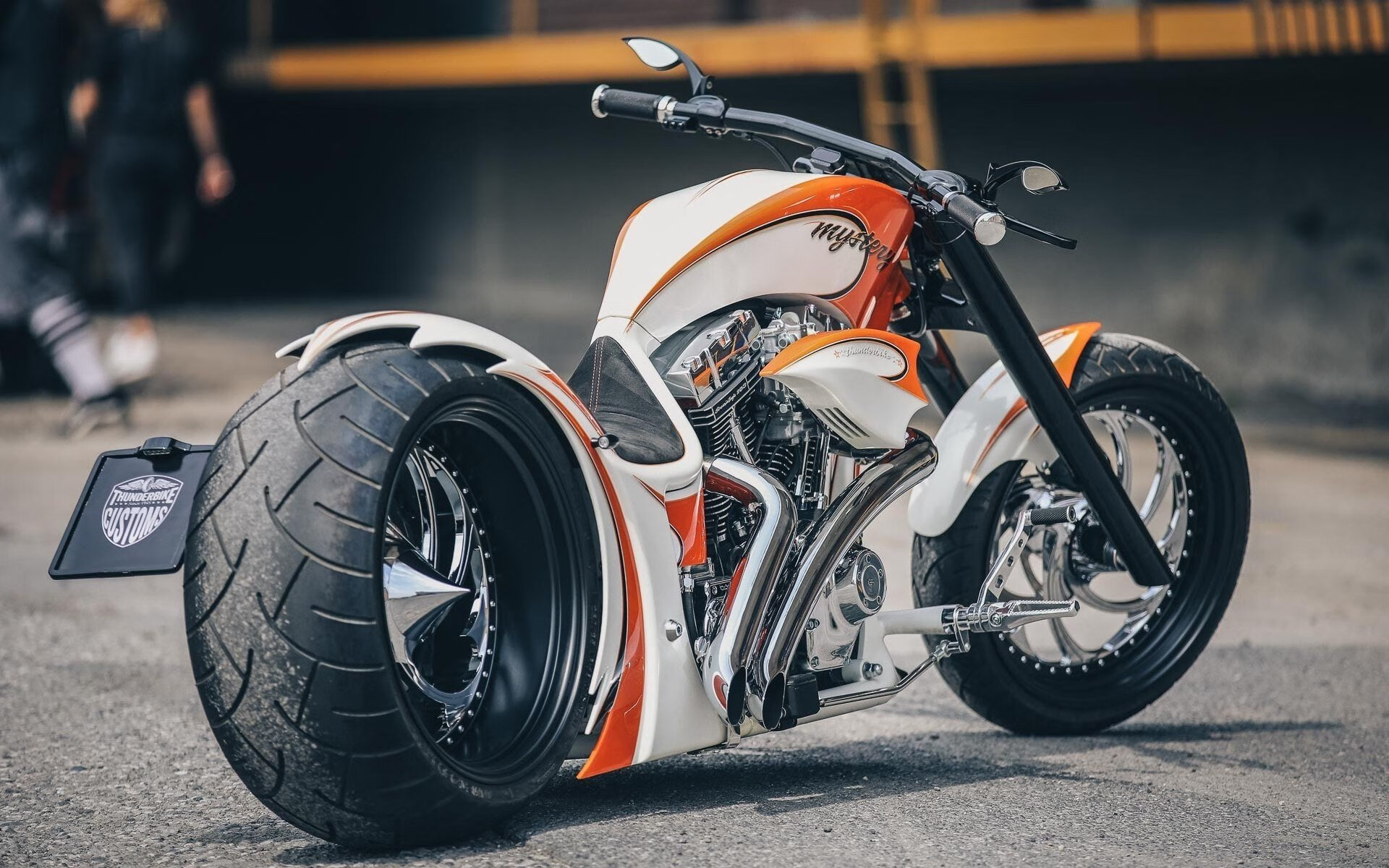 跨洲际的绿茵交响曲，C罗的里程碑与特奥的加冕礼