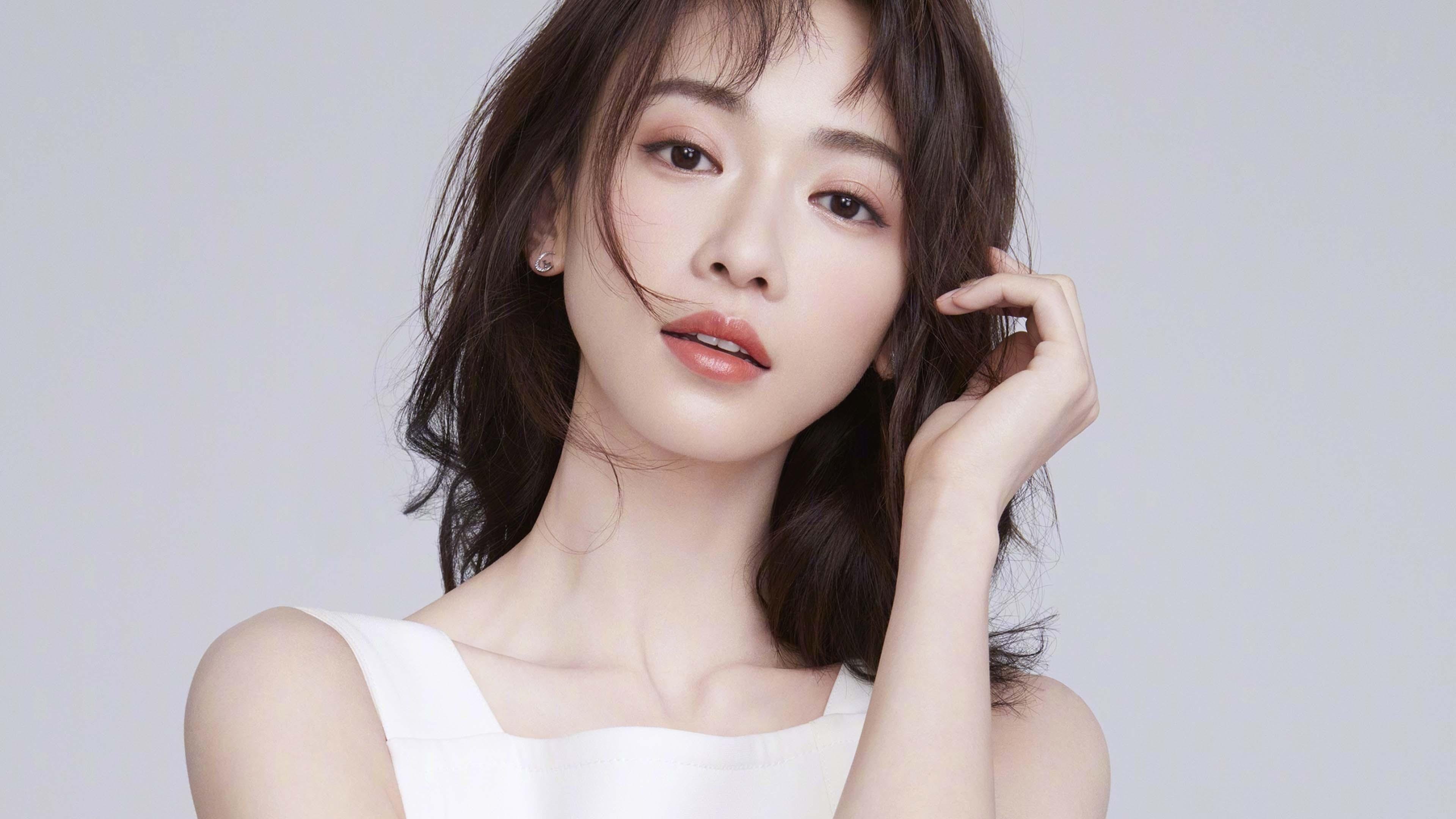 王朝余晖下的新王加冕，勇士踏平雄鹿，哈利伯顿在焦点战证明自己