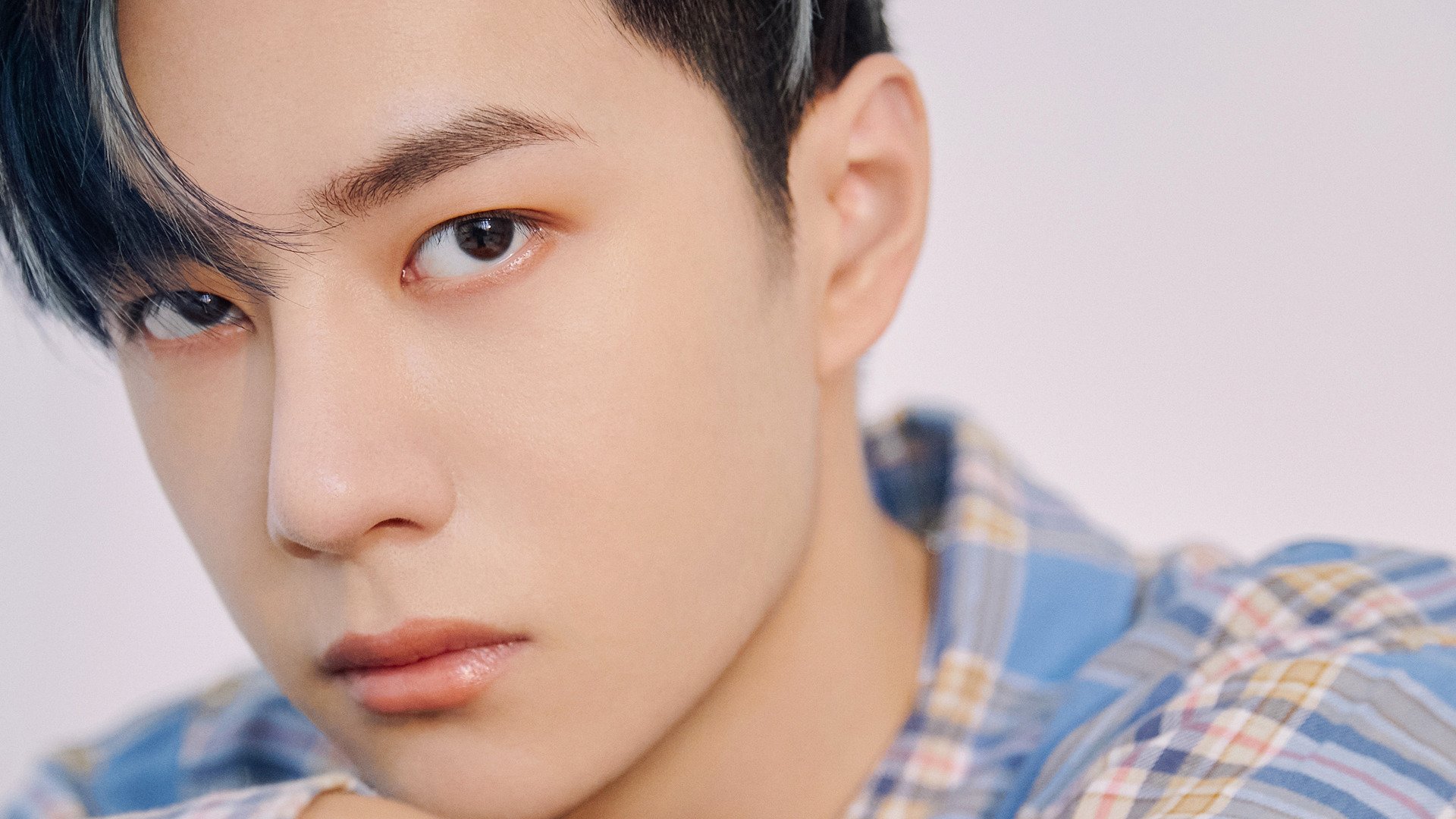 开云体育官网-老鹰展翅击溃深圳，保罗末节力挽狂澜